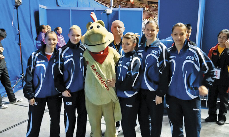 C-aşa e-n tenisul… de masă